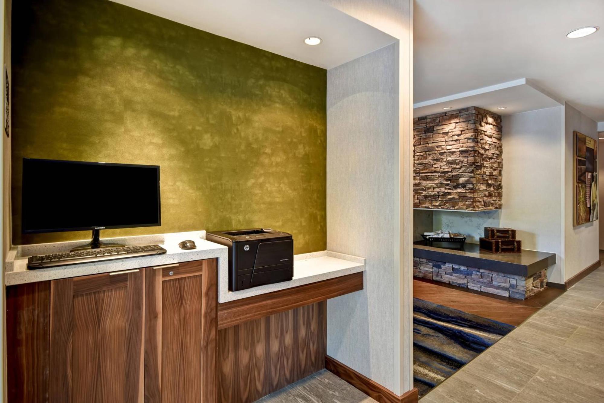 Fairfield Inn & Suites By Marriott Atlanta Кеннесо Экстерьер фото