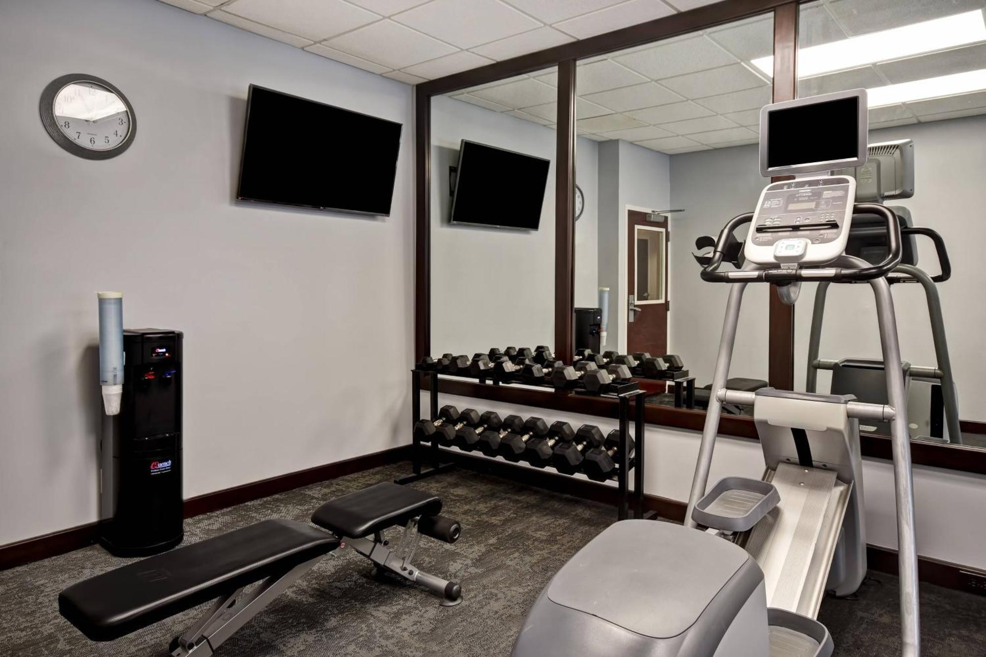 Fairfield Inn & Suites By Marriott Atlanta Кеннесо Экстерьер фото